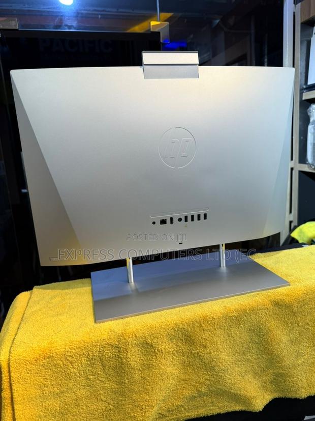 Desktop Computer HP AiO 24 24GB Intel Core I7 HDD+SSD 1T · Photo 3
