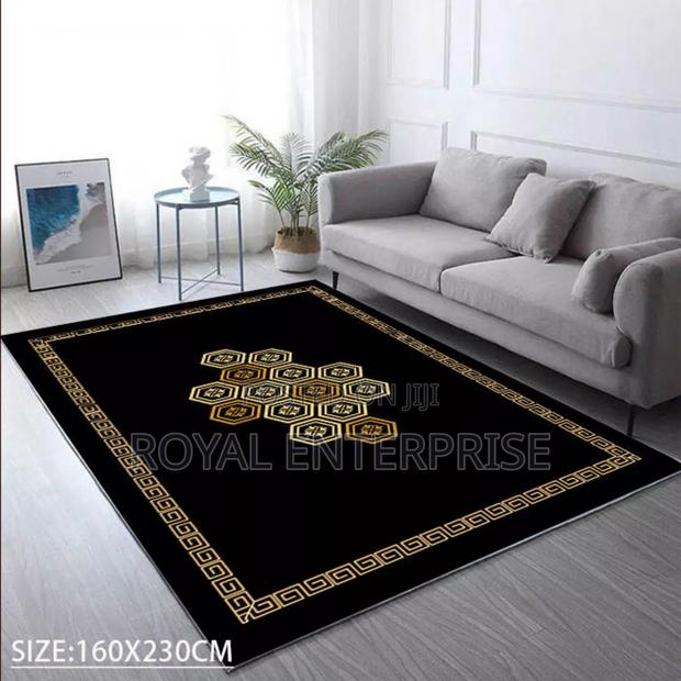 Black and Gold Color of 3d Non-Slip Floor Carpet (160/230cm · Photo 1