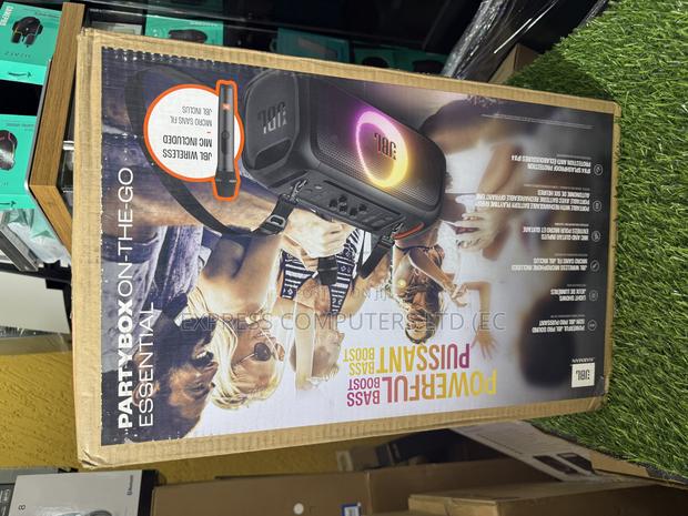 JBL Partybox on-the-Go Bluetooth Speaker With Wireless Mic, Original · Photo 3