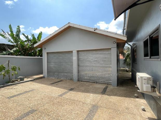 Furnished 5bdrm House in Para Estate, Atwima Kwanwoma for sale · Photo 3