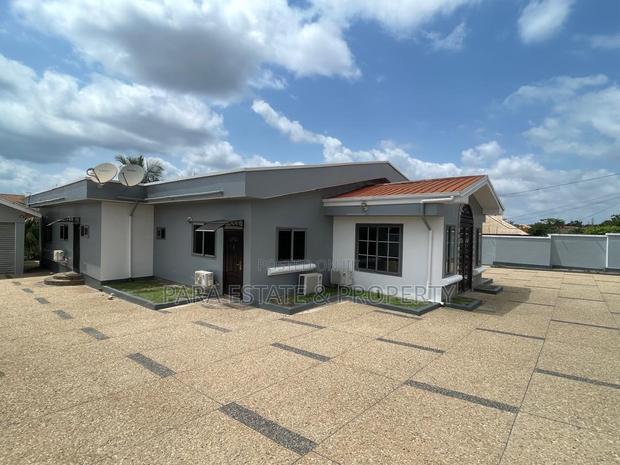 Furnished 5bdrm House in Para Estate, Atwima Kwanwoma for sale · Photo 6