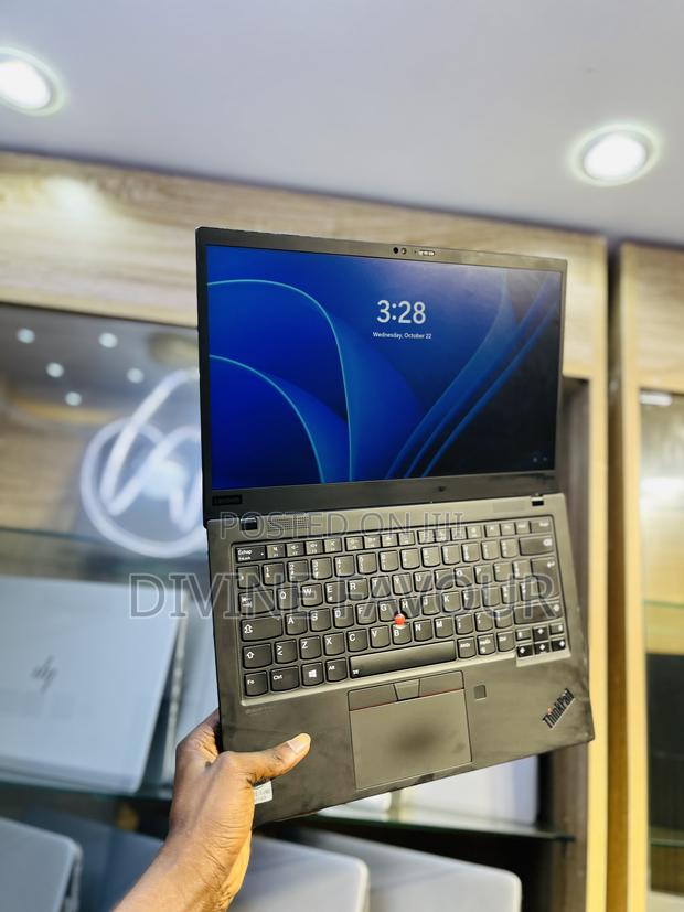 Laptop Lenovo ThinkPad X1 Carbon 16GB Intel Core I7 SSD 512GB · Photo 4