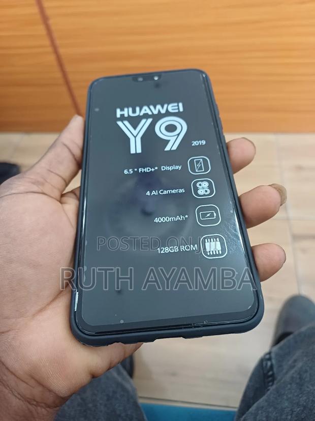 Huawei Y9 2019 128 GB Black · Photo 2