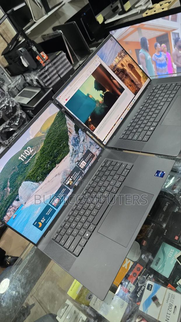Laptop Dell Precision 5680 64GB Intel Core I9 SSD 2T · Photo 5