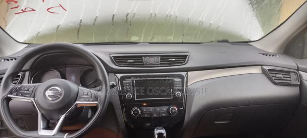 Nissan Qashqai 2019 White · Photo 3
