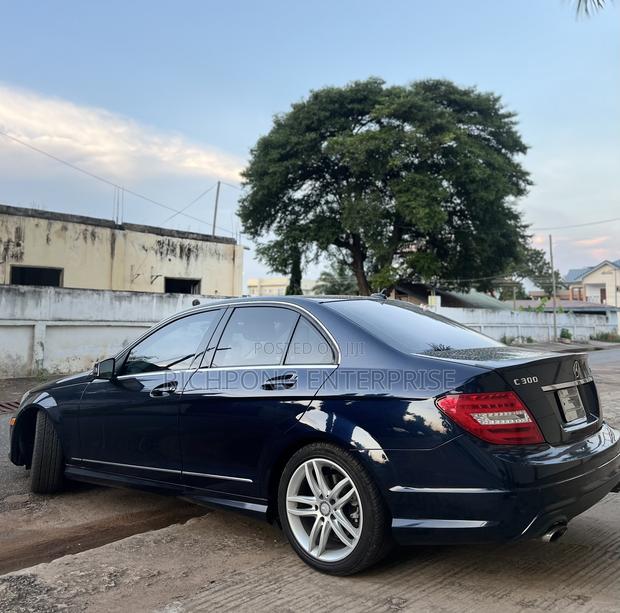 Mercedes-Benz C300 Sport 4Matic Sedan AWD (3.5L 6cyl 7A) 2014 Blue · Photo 5