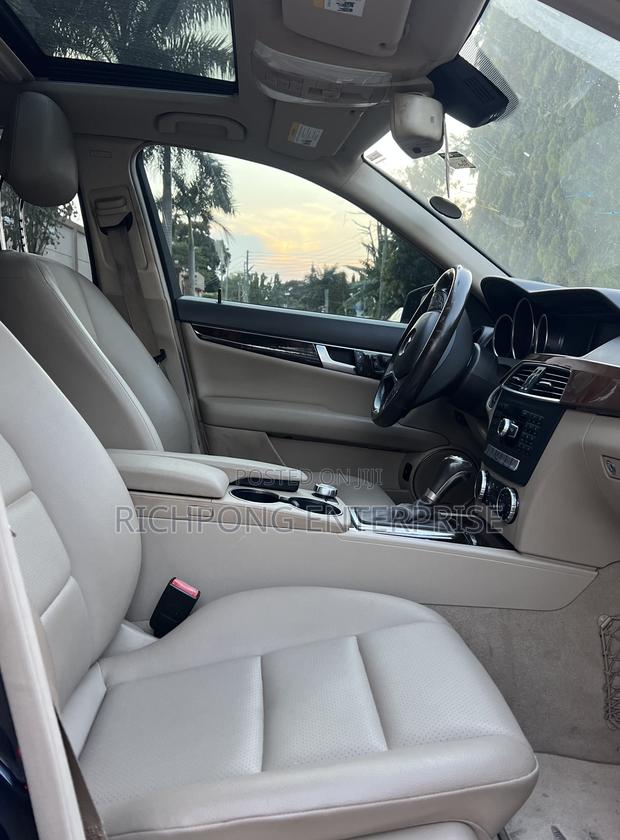 Mercedes-Benz C300 Sport 4Matic Sedan AWD (3.5L 6cyl 7A) 2014 Blue · Photo 3