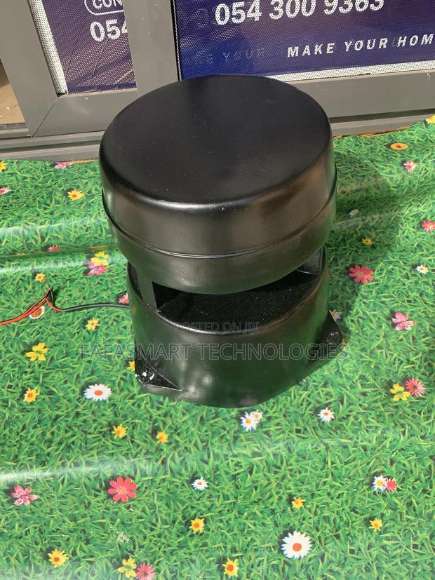 Waterproof Garden Speaker · Photo 2