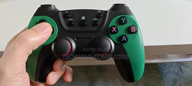 Wireless Twin Game Controller · Photo 2