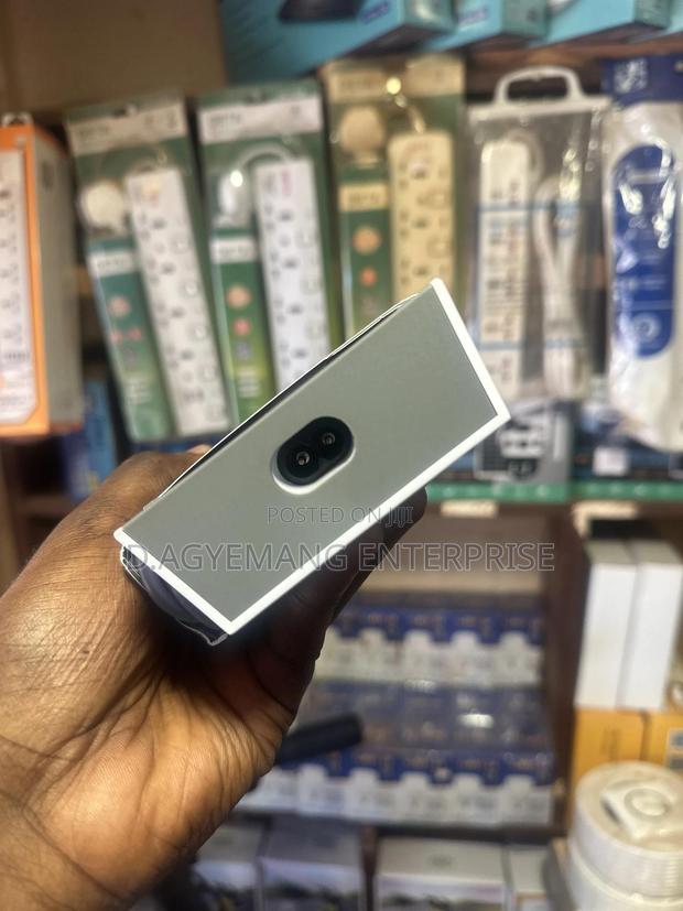 Starlink Power Supply · Photo 4