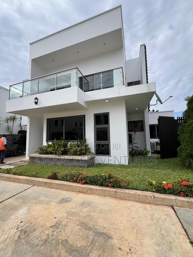3bdrm Townhouse/Terrace in Charclem Ventures, East Legon for sale · Photo 2