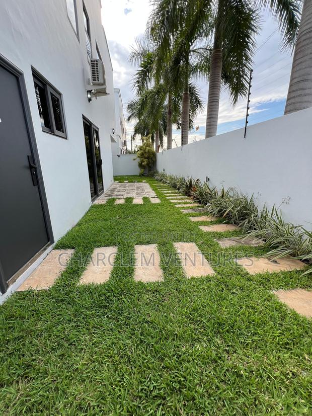 3bdrm Townhouse/Terrace in Charclem Ventures, East Legon for sale · Photo 3