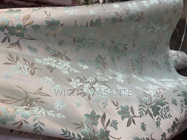 Brocade Fabrics · Photo 5