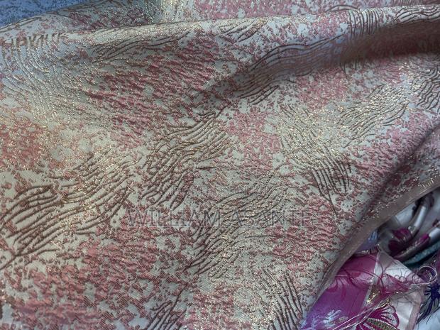 Brocade Fabrics · Photo 4