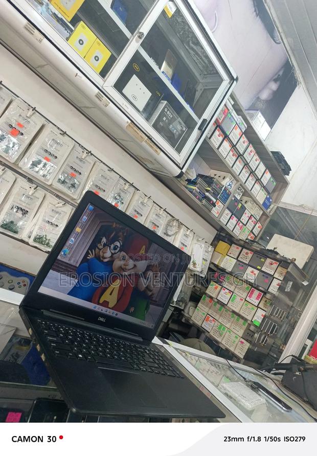 Laptop Dell 8GB Intel Core I3 SSD 512GB · Photo 7