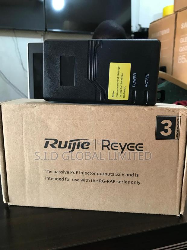 Simplify Your Network With The Rg-poe-at30 Gigabit Poe Injector · Photo 1