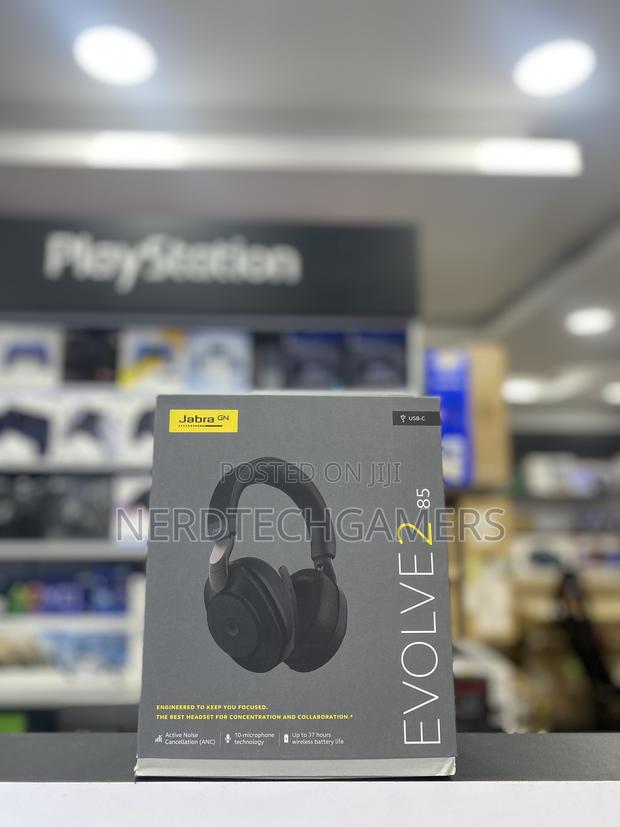 Jabra Evolve2 85 Noise-Canceling Wireless Over-Ear Headset Usb Type-C · Photo 1