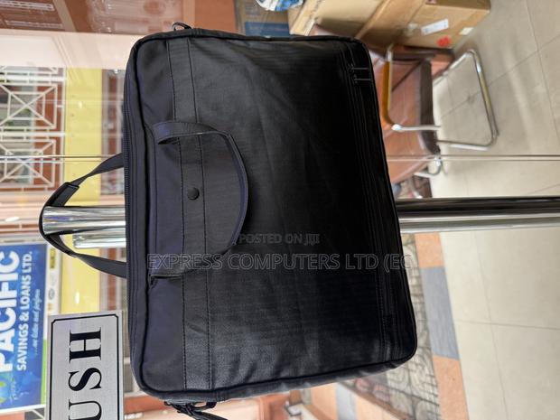 BMW Genuine Leather Handbag (Forsse) Original From Uk · Photo 2