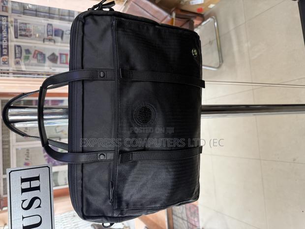 BMW Genuine Leather Handbag (Forsse) Original From Uk · Photo 3