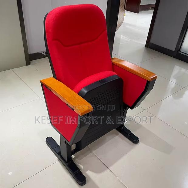Theatre Chair Auditorium Seats Church · Photo 2