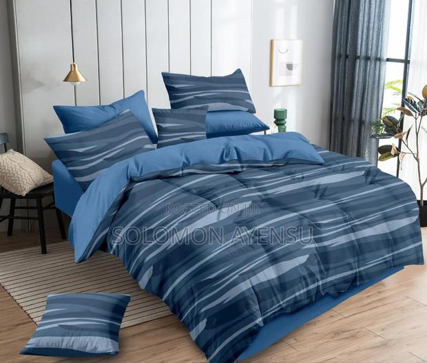 Quality Double Duvet 4 Pieces Set Available in Different Colours · Photo 4