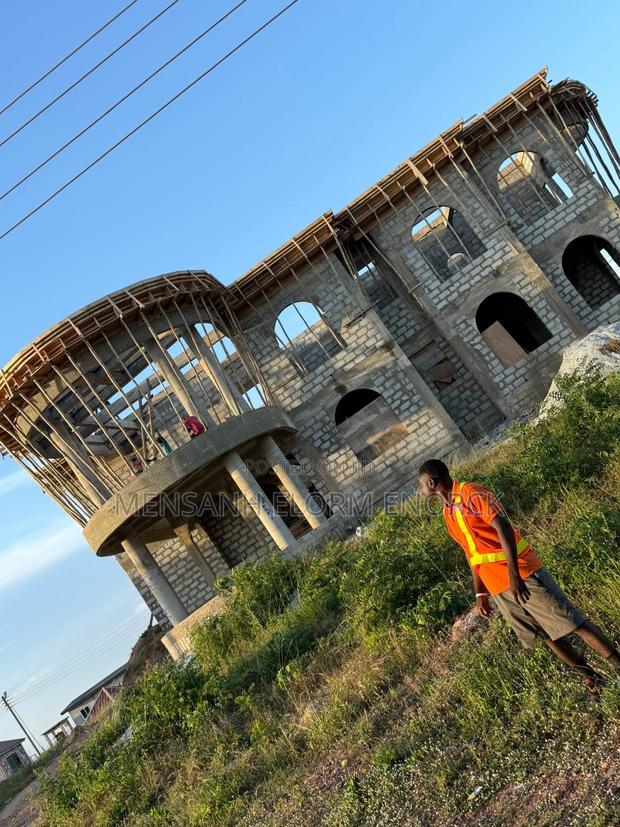 Building House · Photo 4