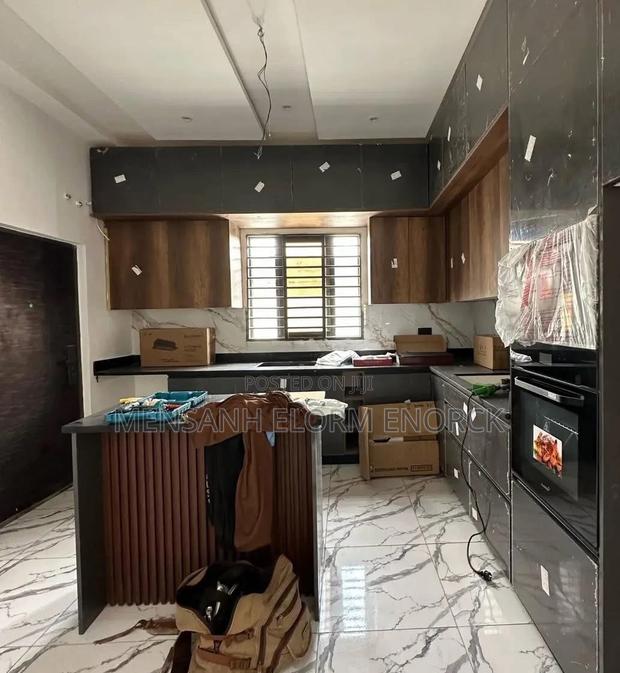 Kitchen Cabinets · Photo 2