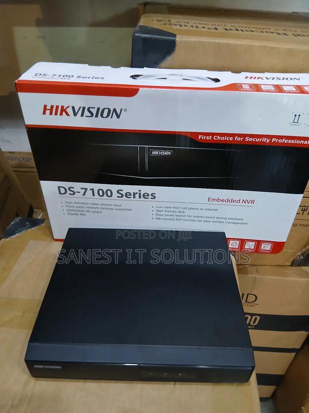 8 Channel Hikvission NVR With Poe · Photo 2