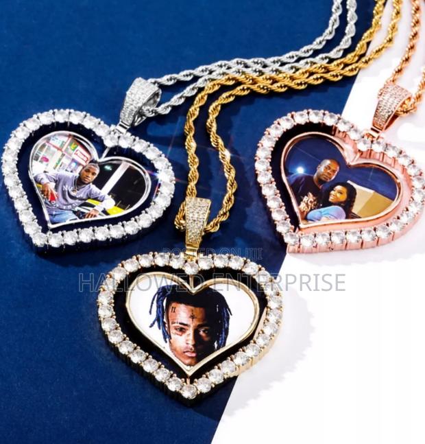 Heart Bling Double Side Rotating Necklace · Photo 8