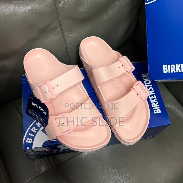 Birkenstock Arizona · Photo 3