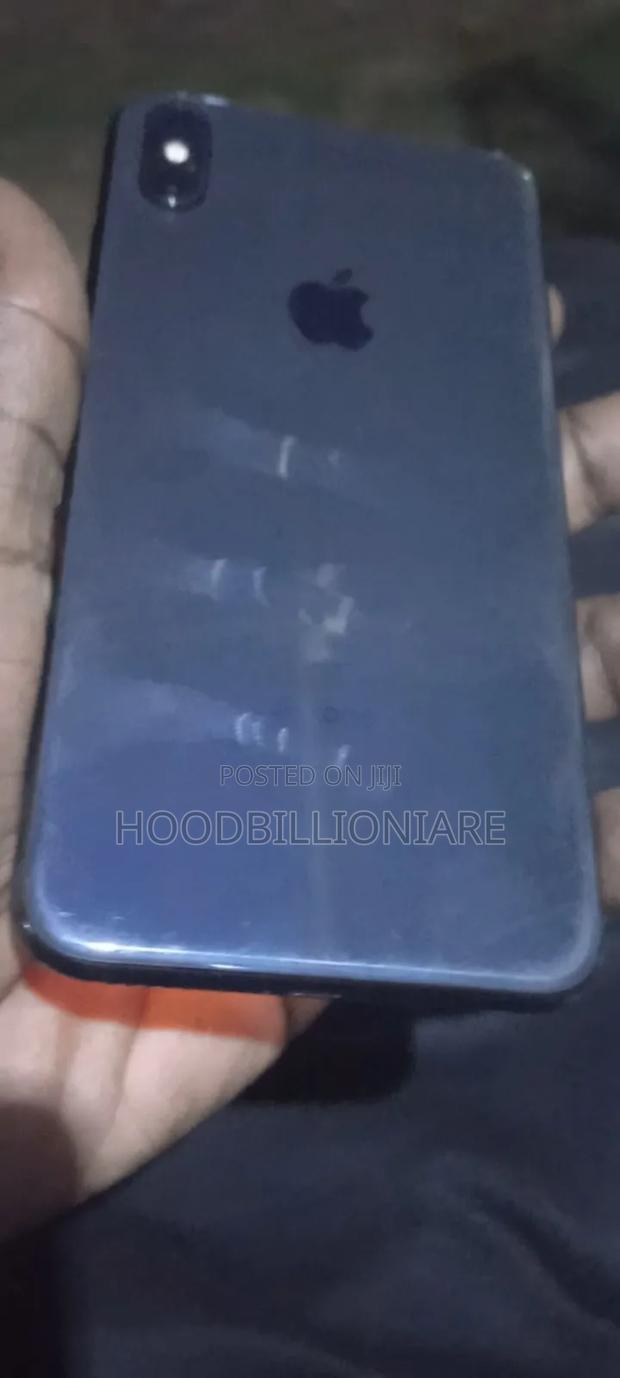 Apple iPhone XS Max 64 GB Black · Photo 3