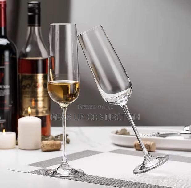 6piece Crystal Champagne Glass · Photo 3