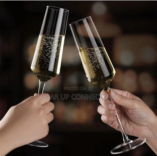 6piece Crystal Champagne Glass · Photo 4