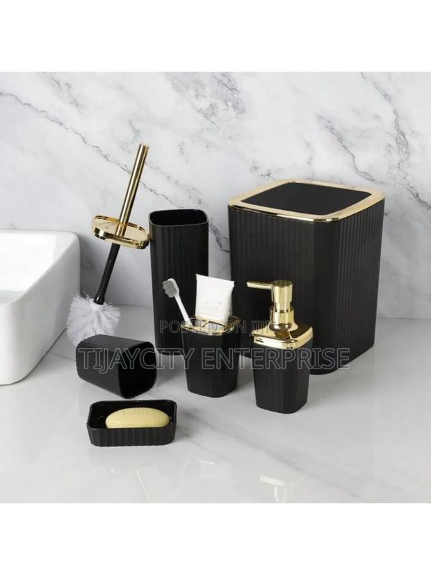6pcs Bathroom Set · Photo 2