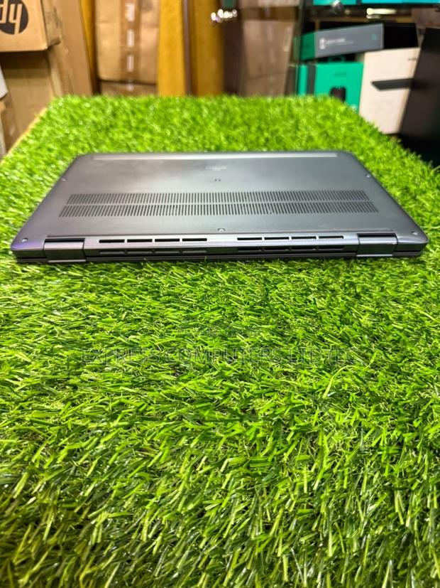 Laptop Dell Latitude 7440 32GB Intel Core I7 SSD 512GB · Photo 2
