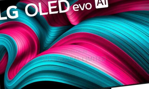 Lg 77′′ Class Lg Oled Evo Ai C5 4k Smart Tv 2025 Oled77c5 · Photo 2
