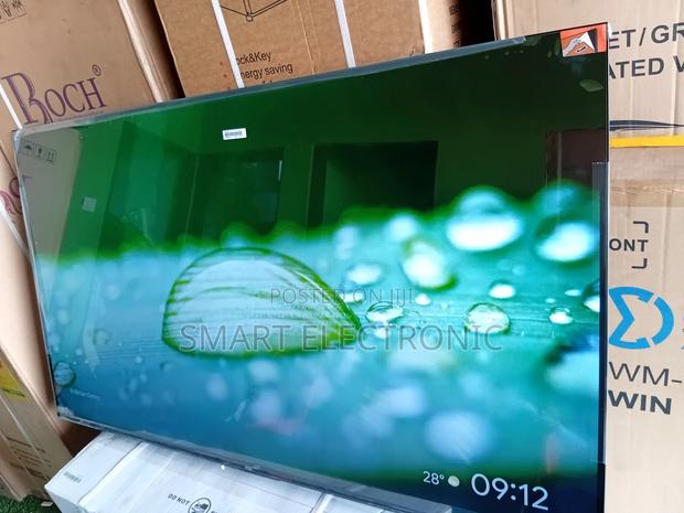 Smooth Display
55inches TCL Smart-Smart-Tv · Photo 2