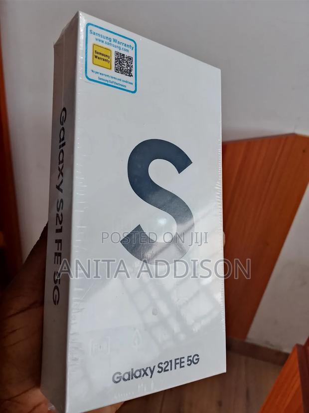 New Samsung Galaxy S21 FE 128 GB Black · Photo 2