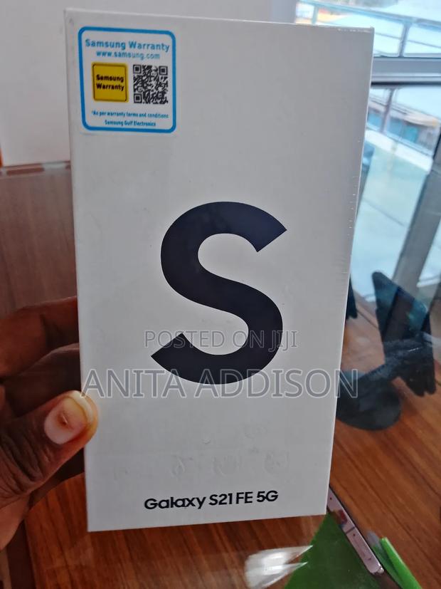 New Samsung Galaxy S21 FE 128 GB Black · Photo 3