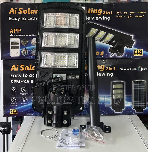 Ultra 4g Ai Solar PTZ Camera Triple-Lens With Streetlights · Photo 3