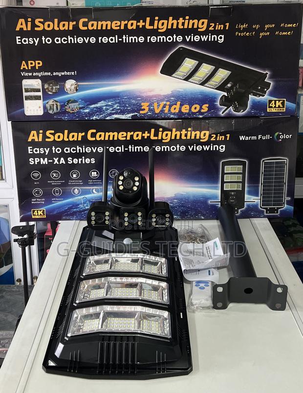 Ultra 4g Ai Solar PTZ Camera Triple-Lens With Streetlights · Photo 5