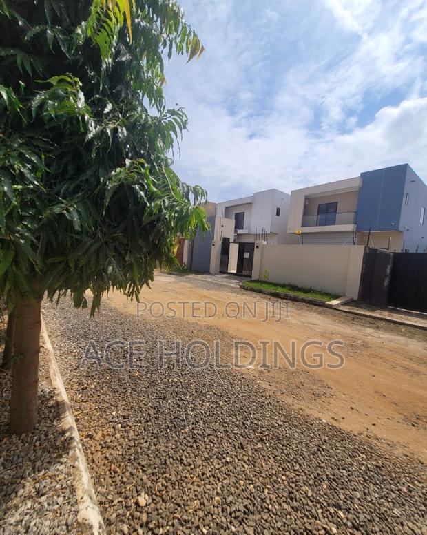 4bdrm House in Lakeside for sale · Photo 7