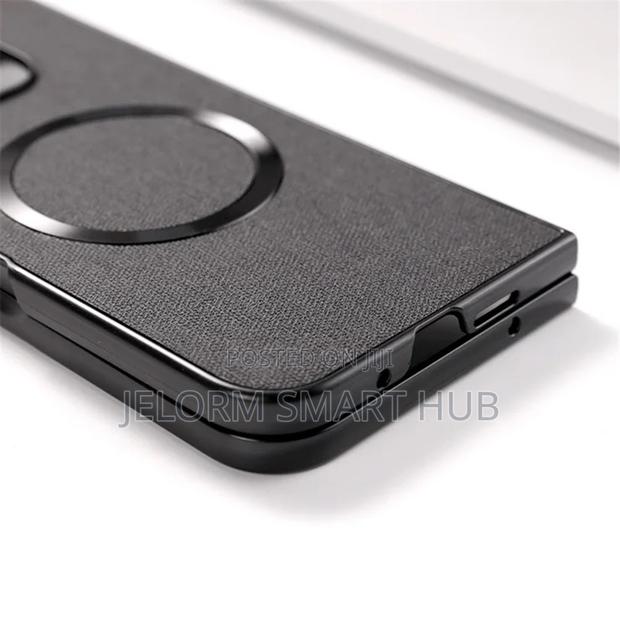 Pixel 9 Pro Fold 360 Magsafe Case · Photo 6