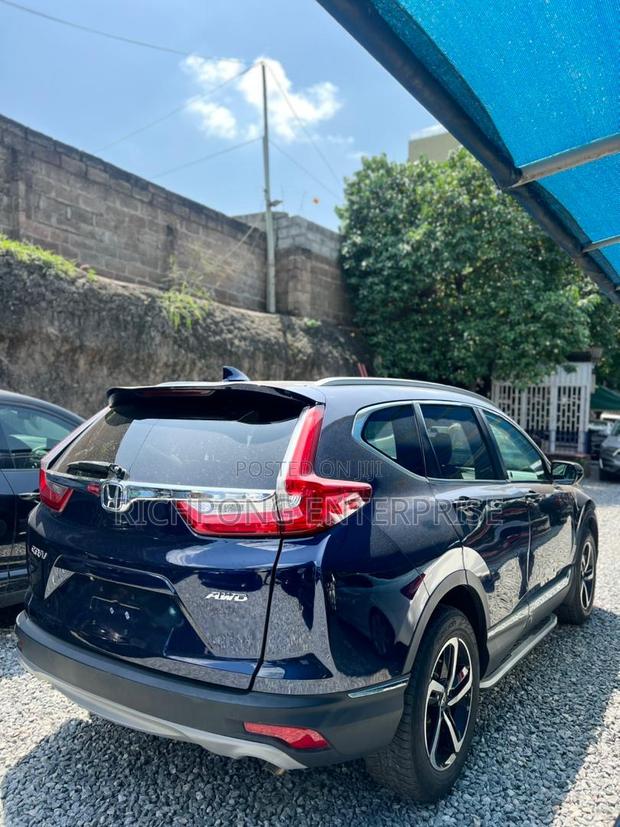 Honda CR-V Touring AWD 2018 Blue · Photo 5