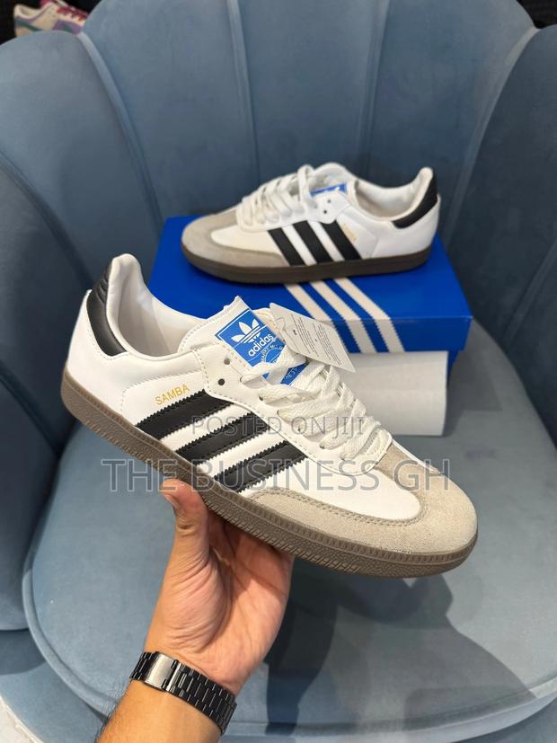 Adidas Samba Sneakers · Photo 1