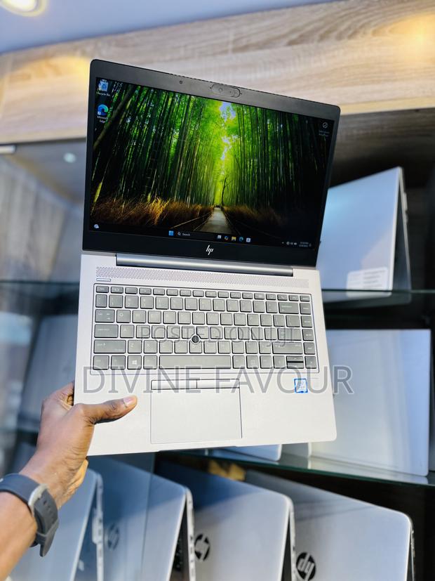 Laptop HP ZBook 14u G5 16GB Intel Core I5 SSD 512GB · Photo 4