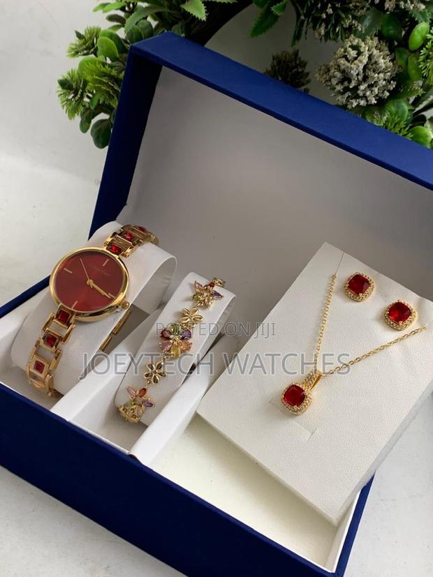 Christmas Gift for Women · Photo 1