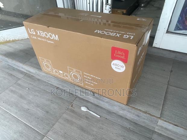 Feel the Universe Pulse With Lg Xboom Sound System · Photo 1