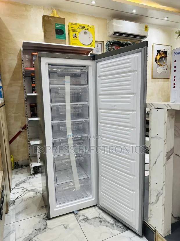 Spectacular Performance Single Door Upright Freezer Nasd1-33 · Photo 1