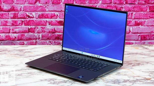 Laptop Dell Precision 5680 64GB Intel Core i9 SSD 2T · Photo 2